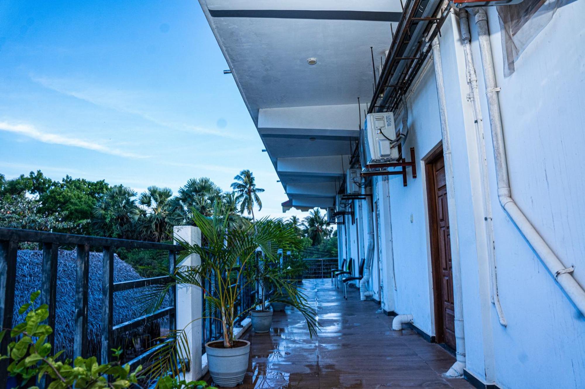 Theevanni Resort Trincomalee Kültér fotó
