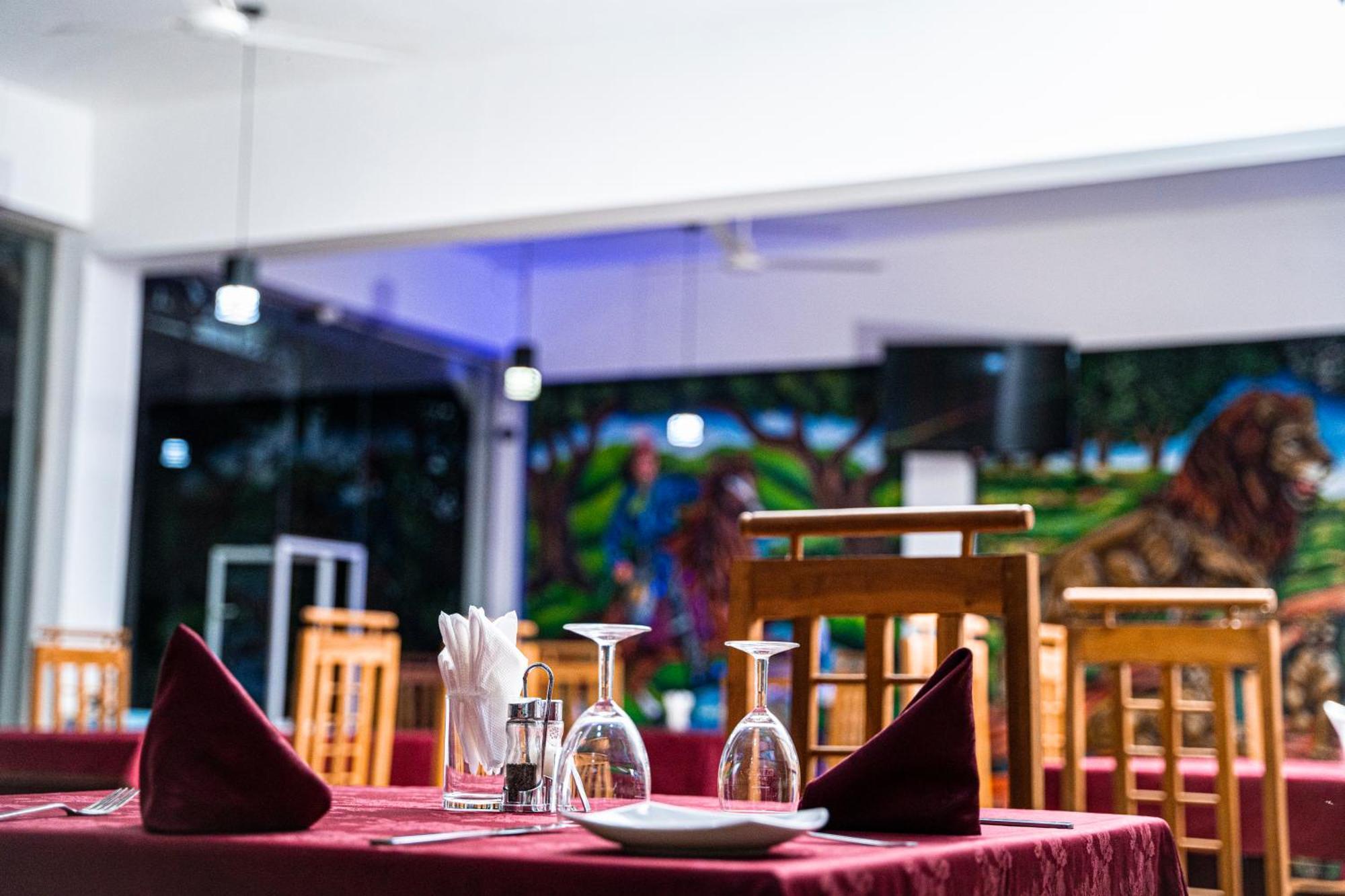 Theevanni Resort Trincomalee Kültér fotó