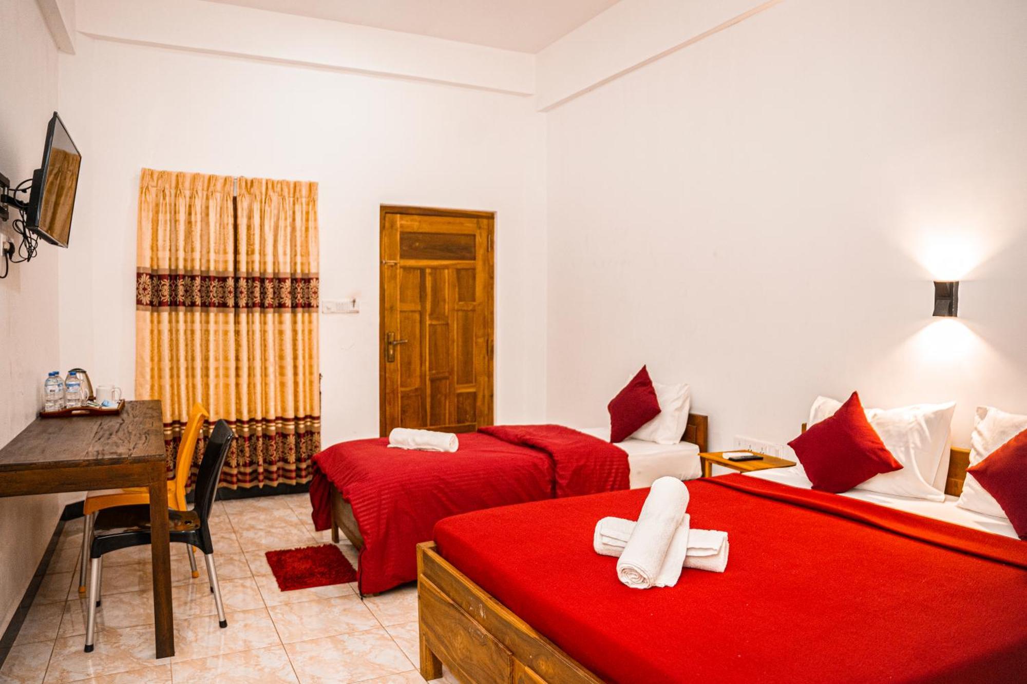 Theevanni Resort Trincomalee Kültér fotó